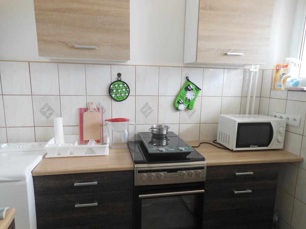 Apartament Obroncow Wybrzeza Lägenhet Gdańsk Rum bild