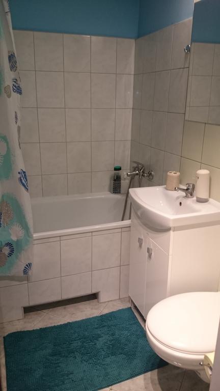 Apartament Obroncow Wybrzeza Lägenhet Gdańsk Exteriör bild